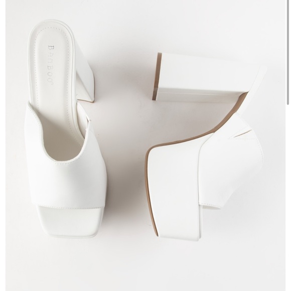 ⭐️WHITE PLATFORM HEELS⭐️ - Picture 3 of 3